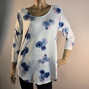 Bobeau White Blouse Blue Floral Print Tunic Criss Cross Back 3/4 Sleeve Size L
